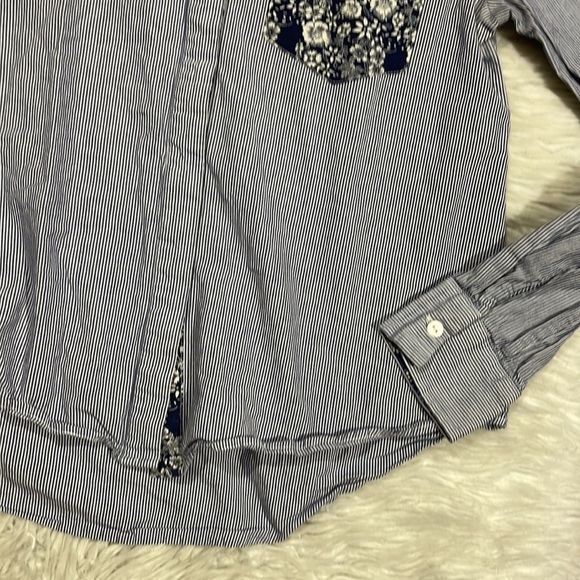 Anthropologie HD in Paris Striped Floral Pocket Detail Button Front Top - Picture 9 of 10